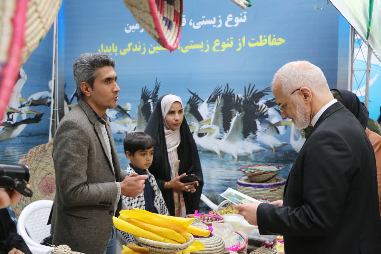 حضور پررنگ زنان تالاب‌نشین در مراسم روز جهانی تالاب